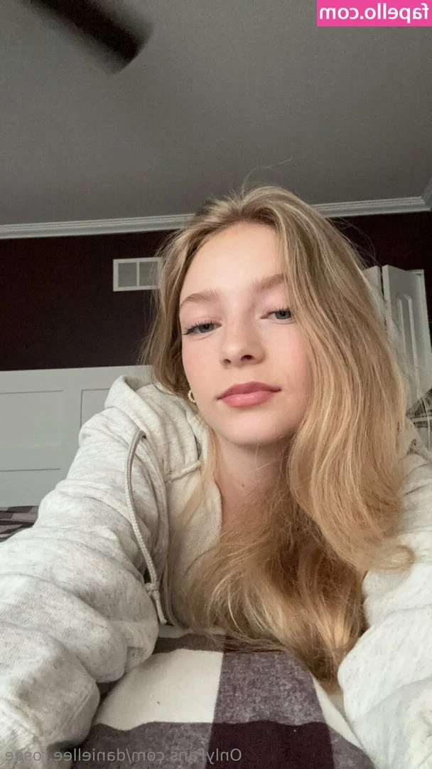 daniellee.rosee [ daniellee-rosee ] - Are you ready
