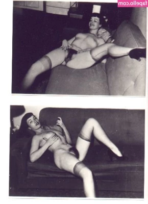 Bettie Page [ bettie-page ] - Happy HUMPDAAAAY