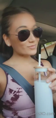 nikkidavisxo [ nikkidavisxo-3 ] - The jugs were looking gorgeous this morning