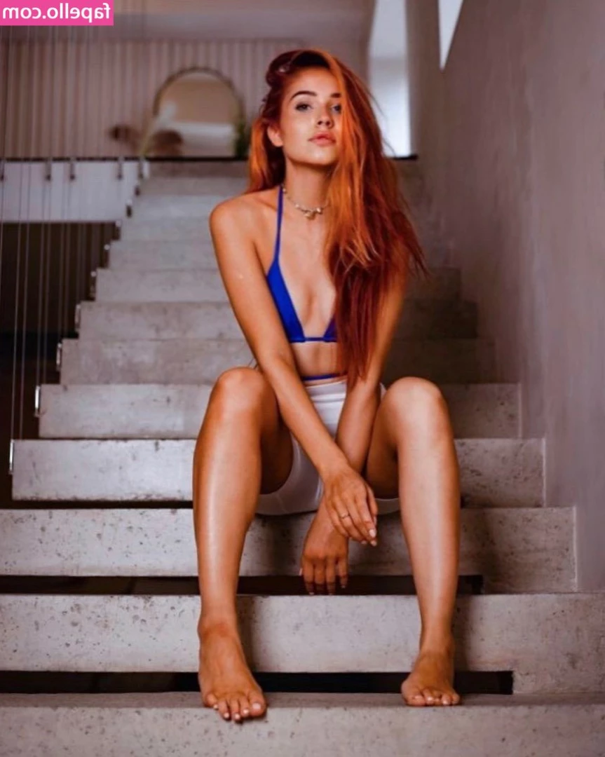 Tina Ani [ tina-ani ] - I was in a very playful mood   So I decided to entertain myself    I