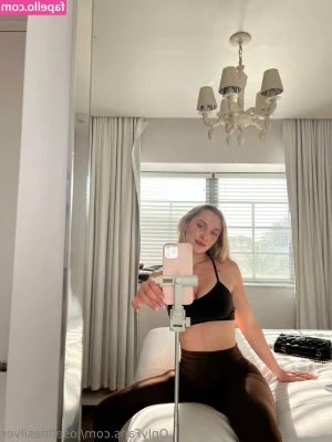 josefinesilver [ josefinesilver-4 ] - What’s in my sweatpants 🍆🍆