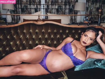 Christina Milian [ christina-milian ] - Fuck me with your stockings on
