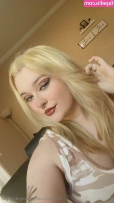 vintagebarbiex - Dressing process might look sexy too, right? 😉🔥 But you can tip