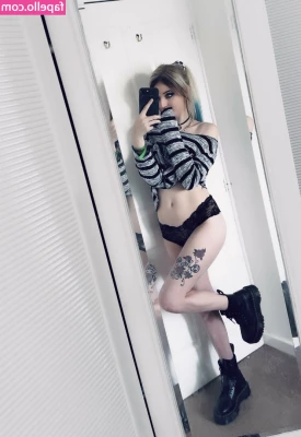 Whatsernamex - Come lift up my night gown and treat me like a slut