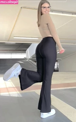 emmi.krii [ emmi-krii ] - Halloween is coming 😈  This year I’m ready! Sexy workout video