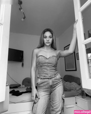 Jada Karabas [ jada-karabas ] - Be gentle with me be kind with me oohhhh hell baby who I kiddin flip