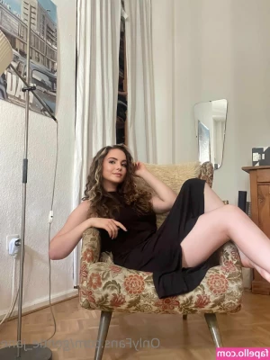 gentle_jane [ gentle-jane ] - Merry Christmas 🤶🎄