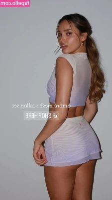 Kiana Stadler [ kiana-stadler ] - A short skirt and a thong is always good for easy access 😉😏