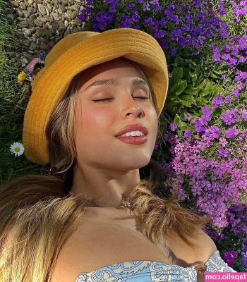 Kiana Stadler [ kiana-stadler ] - I've made lots of cute short videos and photos as Persephone.