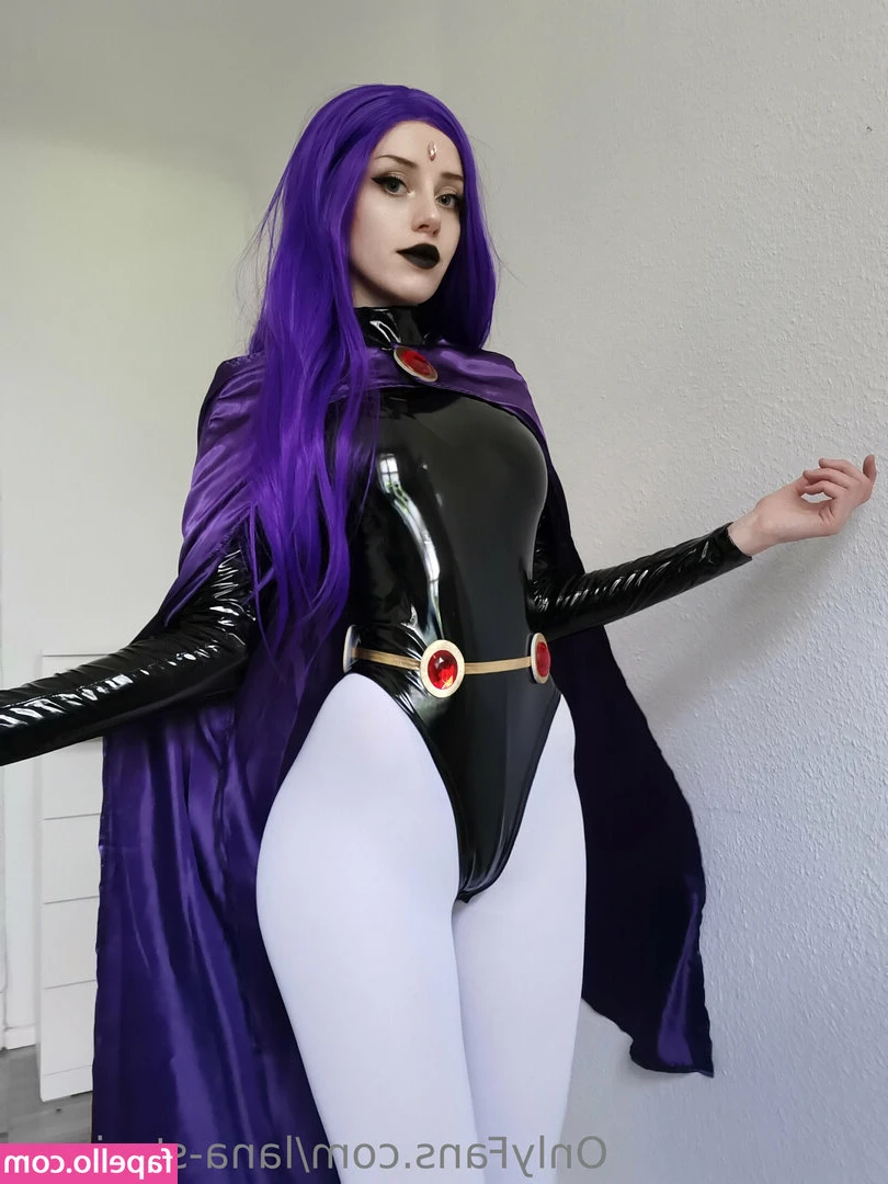 lana-starjuice - Can I crush you hehe 😜