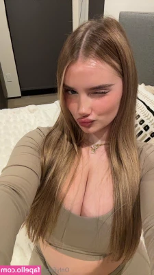 Anna Kopf [ anna-kopf-8 ] - Vi piace outdoor  Perdonate l abbigliamento poco sexy  ma ero appena