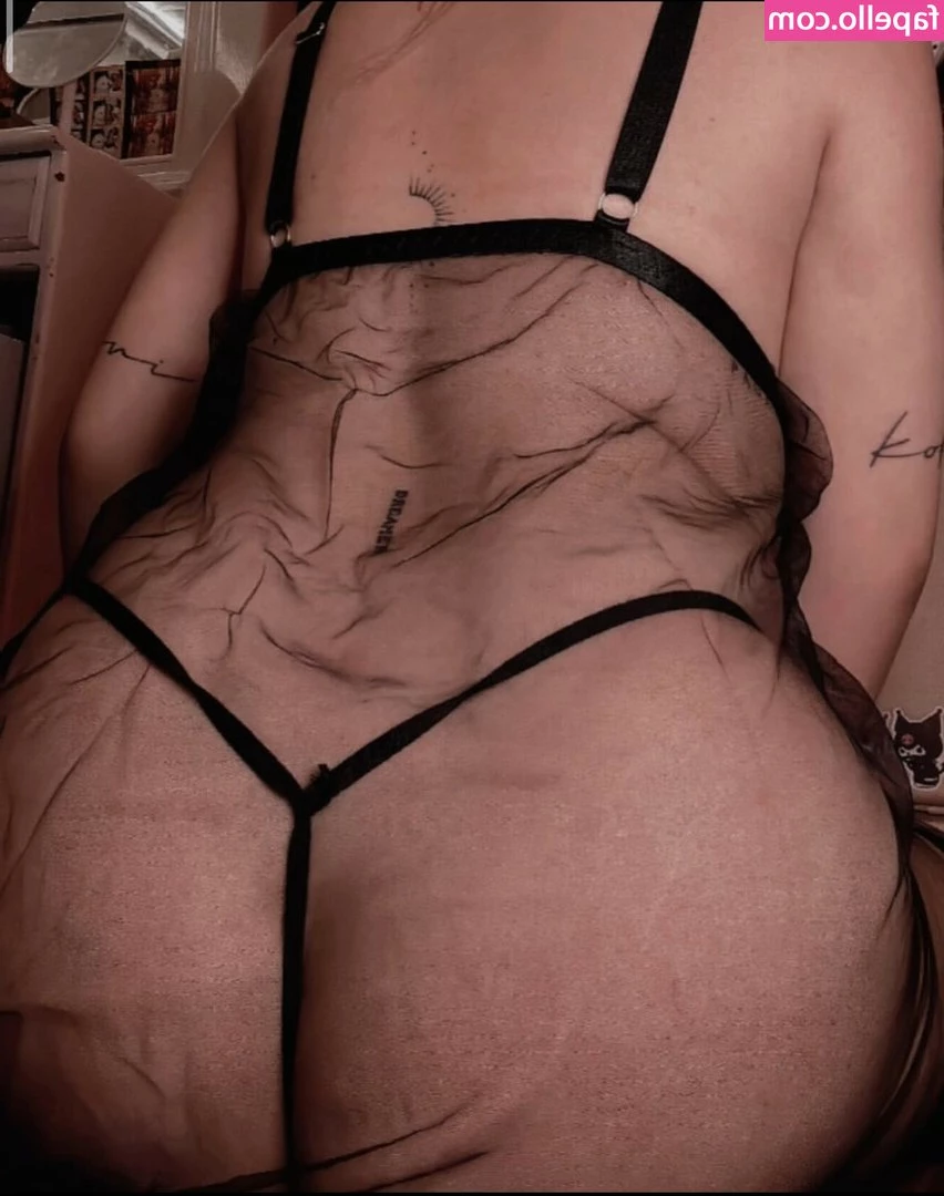Agandaaa - We could fuck in this chair