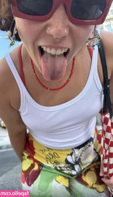 Katelyn Ohashi [ katelyn-ohashi ] - Tip $25 for the 1 hour live show or  the after show videos & pics