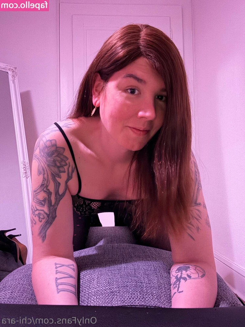 chi-ara - I think my ass is my best feature  Do you agree