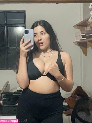 bubblepuffbabe - I think my cage is too big :( should I try to get a new one?