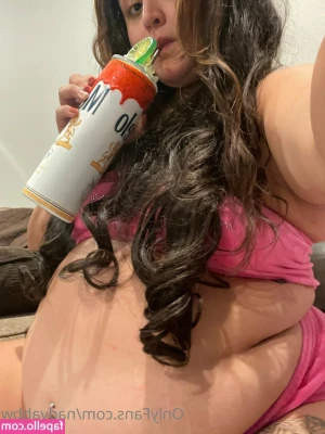 nadyabbw - Is it just me, or is this night getting boring? ... Hit me up in my