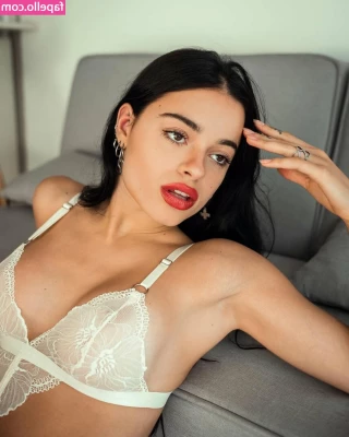Juli Savioli [ juli-savioli ] - Golden 💕🥰