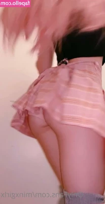 yourinternetgirlfriendxx - Hello from me and my long legs  lots of new content coming tonight