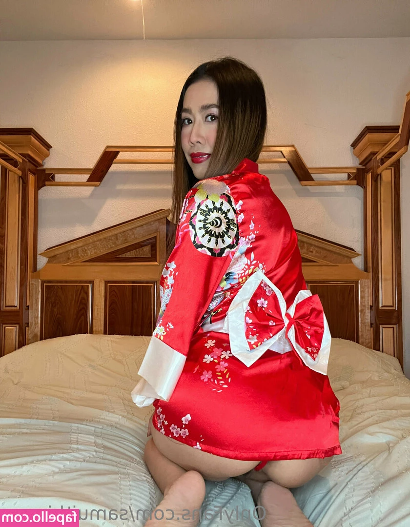sweet.kandi [ sweet-kandi ] - I did it  I got someone to fuck me while recording and I cant wait to