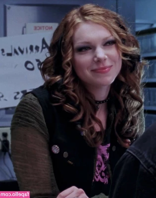 Laura Prepon [ laura-prepon ] - Come over and load me up