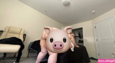 bodylovebritt2 - Stream started at 03 14 2023 01 40 am  Dancing and streaming privates