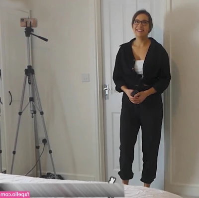Samantha Flair Official [ samantha-flair-official ] - Really hot in here