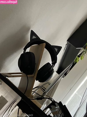 cutecatanna - Give me everything you own.