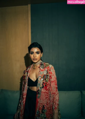 Samantha Ruth Prabhu [ samantha-ruth-prabhu ] - @stillmostlyjersey  Taking pictures and he started licking my butthole