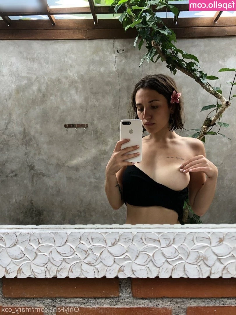 Polina [ polina-2 ] - happy hump day from my lululemons to you.