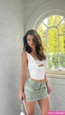 Lea Halton [ lea-halton ] - Hey guys I been super busy lately but I ll have no stuff coming soon