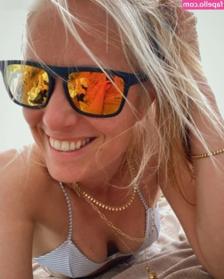 Angela Finger-Erben [ angela-finger-erben ] - I m definitely having a threesome for my birthday