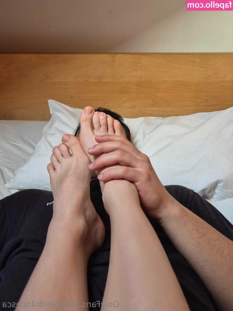 feetfr4ncesca - Hi baby. I’ve been sick and miserable all week. Finally starting to