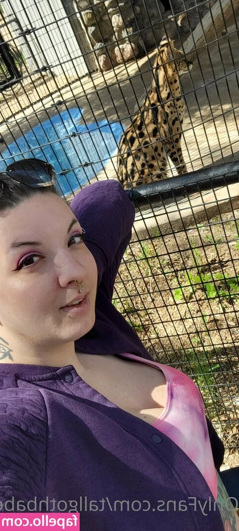tallgothbabe14 - BACKSHOTS Tell me where you wanna put your hot load