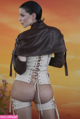 Julia Fox [ julia-fox-2 ] - Watch me play with my if ur bored bby  hehe xx