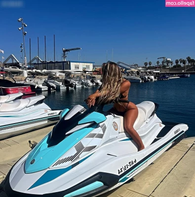 valonaash - Show me your cock RIGHT NOW!!!!