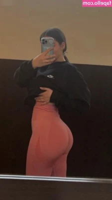valonaash - Does anyone need a nurse  Complete and deep set in dm