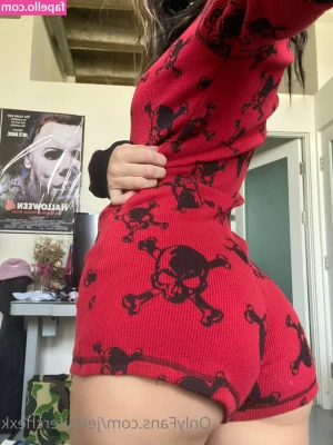 Jenniferchexk - 🇺🇸 Do you want to see what magic I can do?😏! Soon in DM you