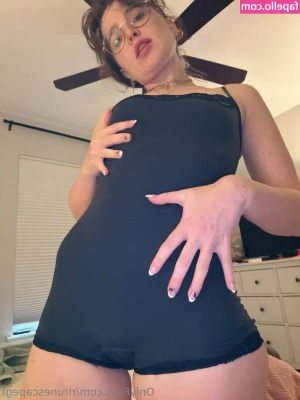 RLrunescapeGF [ rlrunescapegf-5 ] - I heard you have a really big cock ... you better show me or I’m