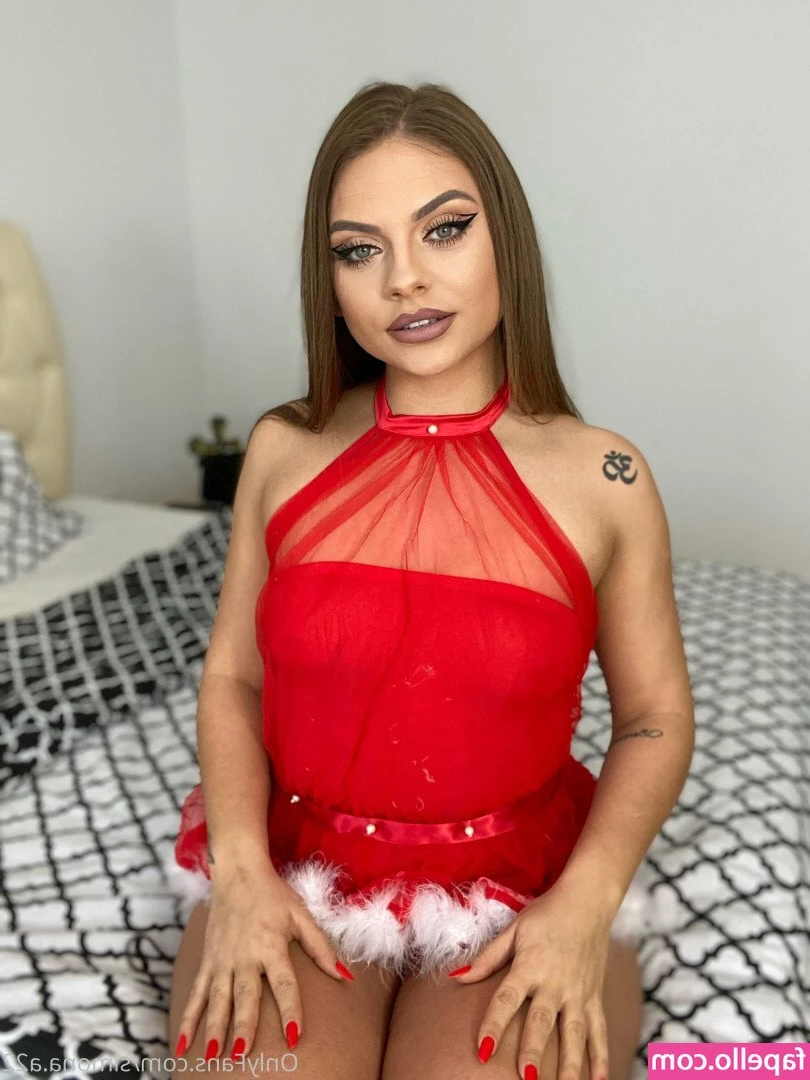 simona.a22 [ simona-a22 ] - Lil more explicit