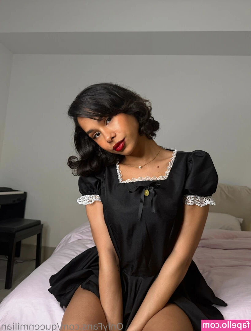 Queenmilian - That one time i had a gb  unfortunately there wasnt much video or