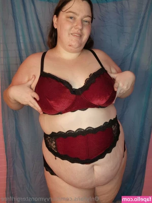 curvymonstergirlfree - Just a little post FaceTime recap i had To cut it up into like one