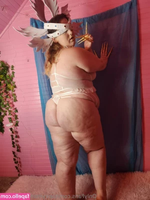 curvymonstergirlfree - do you wanna use something behind me to spank me? part 1