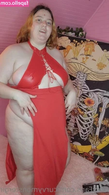 curvymonstergirlfree - I want you to push me against the wall and kiss me
