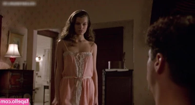 Milla Jovovich [ milla-jovovich ] - Hey y all