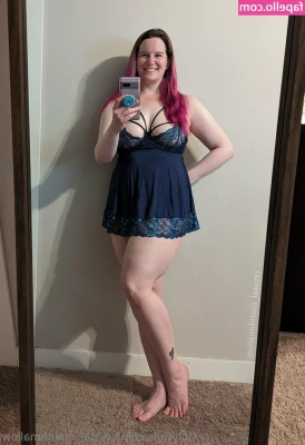 crystal_marshmallow [ crystal-marshmallow ] - It s my birthday  Anyone who sends a tip gets a special  from the