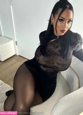 gemstarpanda - Swipe to drop the panties and spread   Leave me a tip if you re dtf
