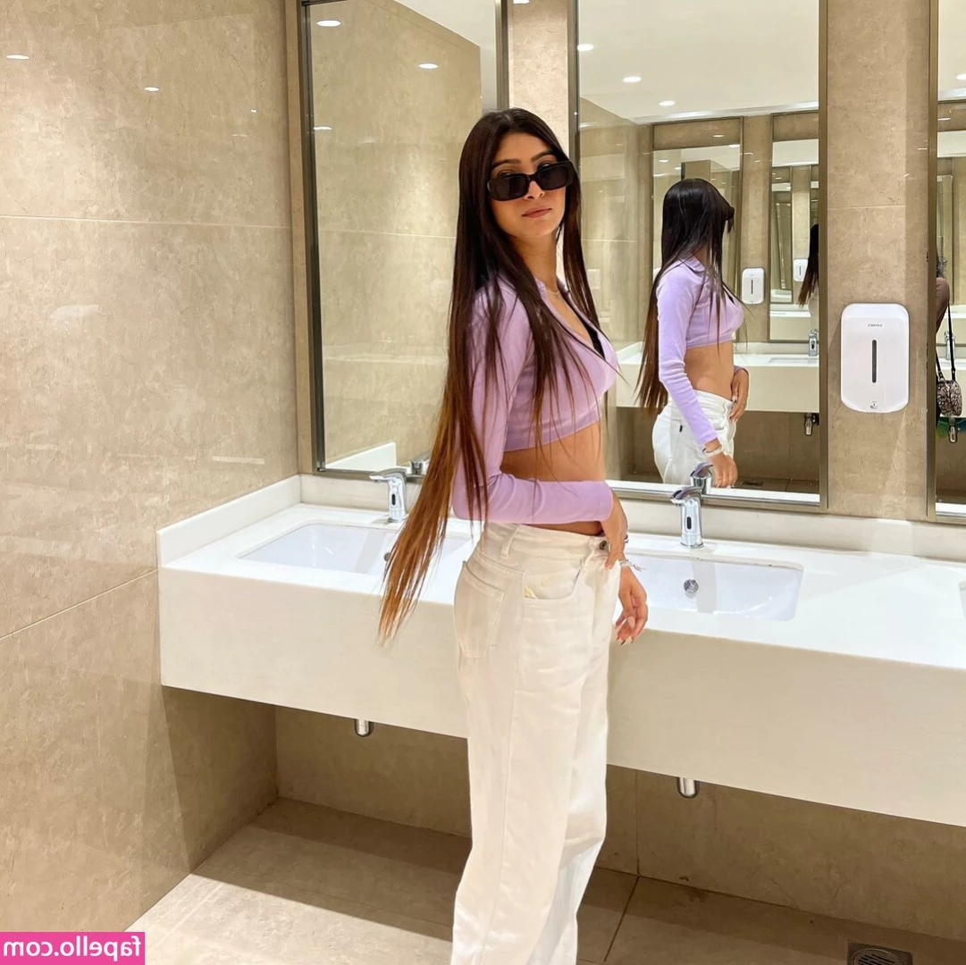 Shine Kaur [ shine-kaur ] - I don t mind if you break your new toy