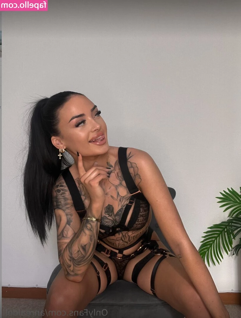 Anrealdoll ????️ [ anrealdoll ] - I LOVE shooting a load   Make me shoot baby