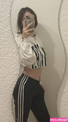 Lucy Müller [ lucy-mller ] - need fall asapppp  i am over summer