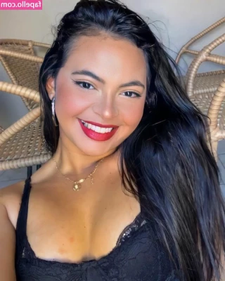 Thamyres Campos [ thamyres-campos ] - Who wants to stay in bed with me all day
